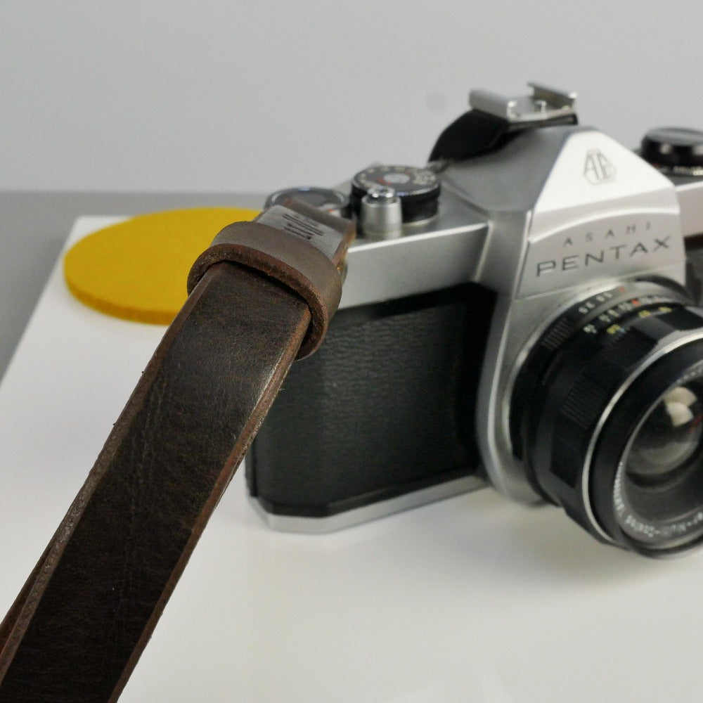 Brown Leather Camera Wrist Strap - Lulworth Rivet image 4