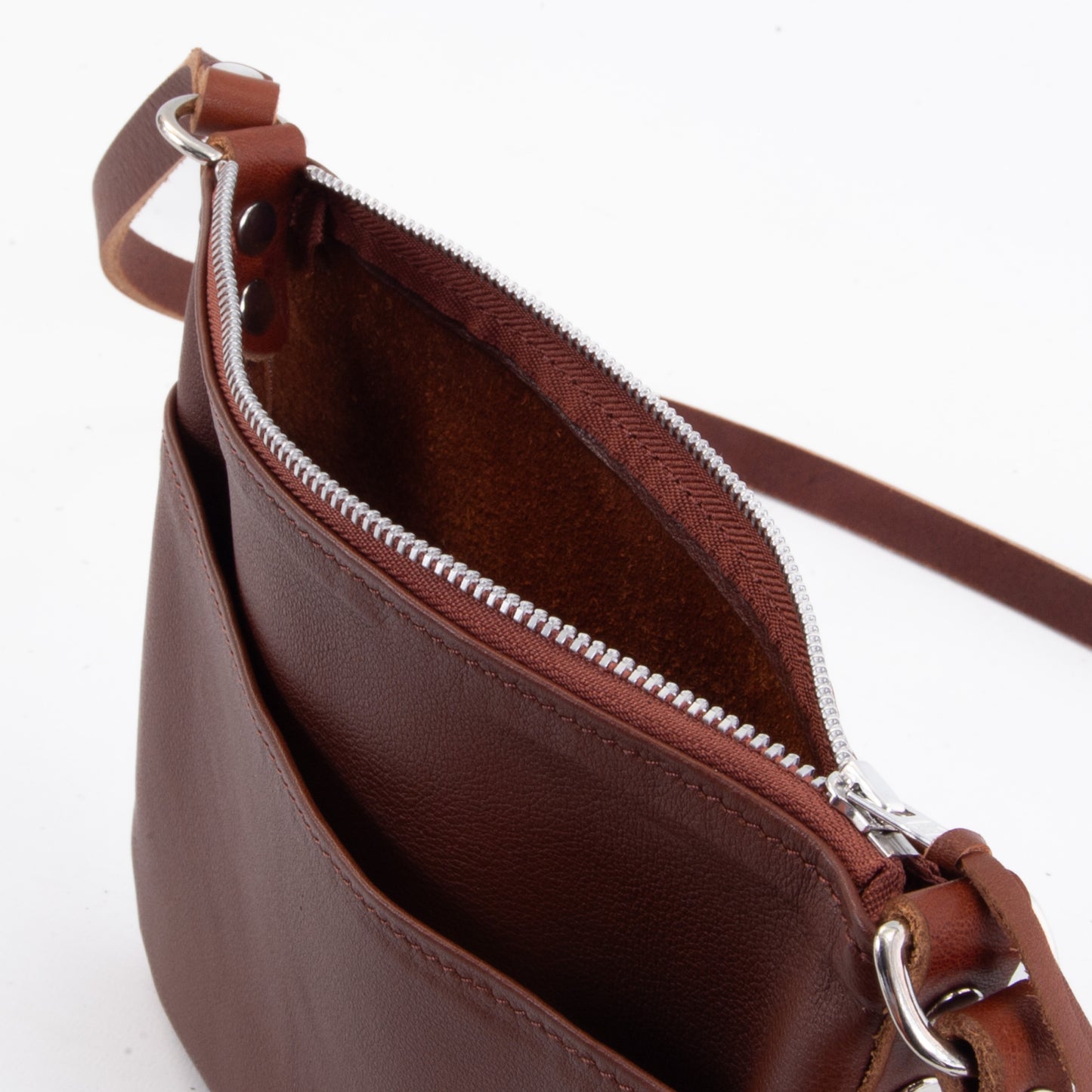 Lightweight Tan Leather Hip Bag image 5