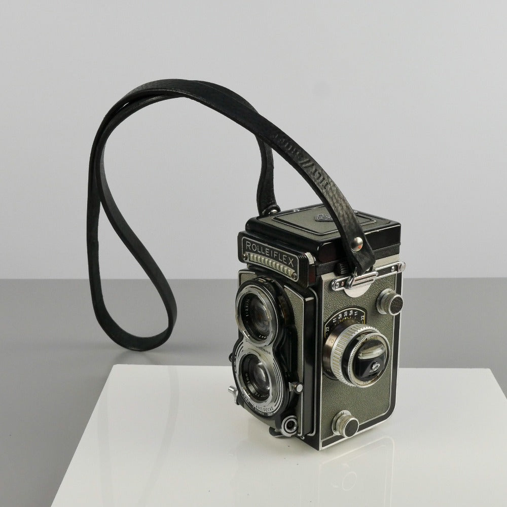 Slim Black Leather Camera Strap - Messel Rivet image 5
